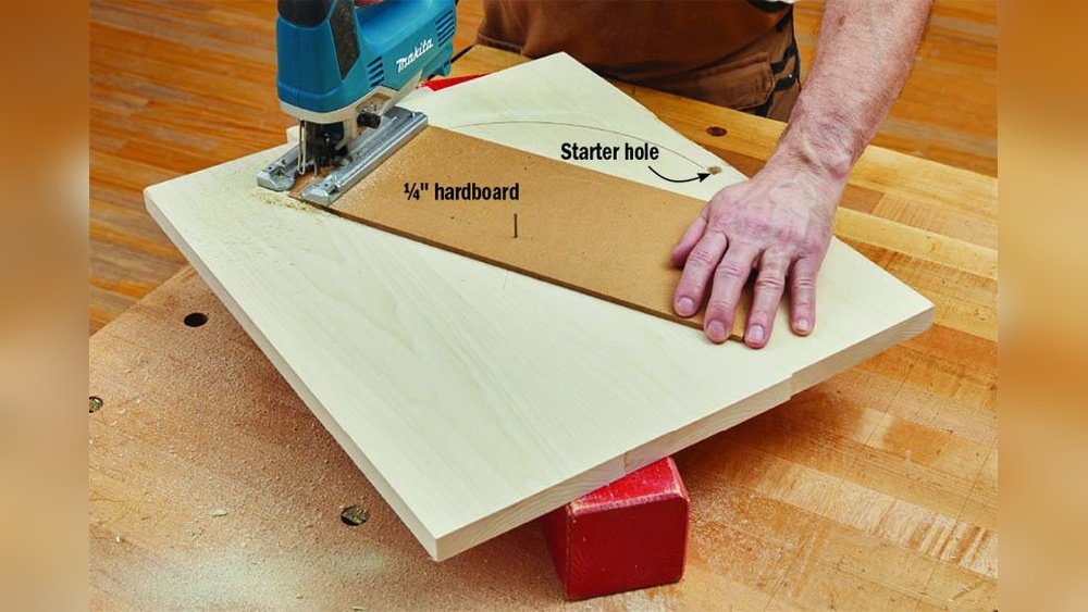 How to Cut a Circle With a Jigsaw